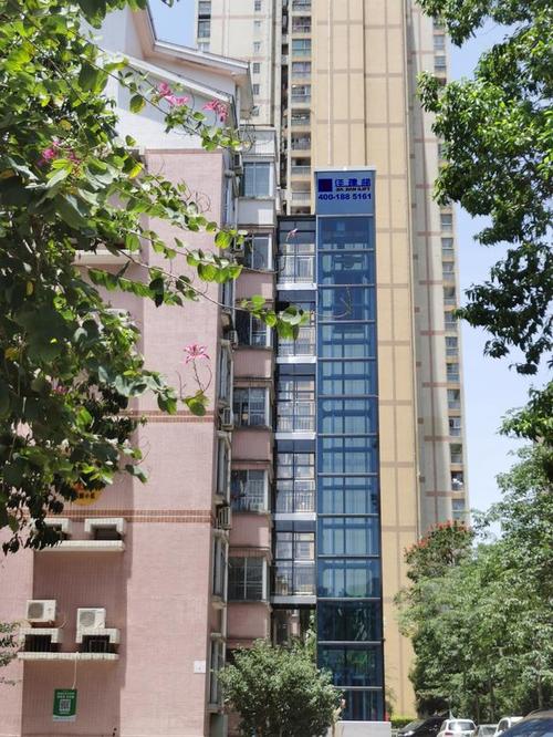 龙城街道老旧小区加装电梯完成率深圳全市第一