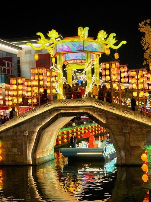 锦绣中国年|浙江黄酒小镇:多彩年俗“醉”游人 酒香散发浓浓年味