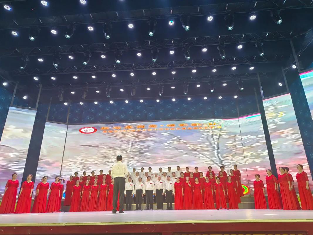 青海:“唱响西宁”城市主题原创歌曲交响音乐会举办