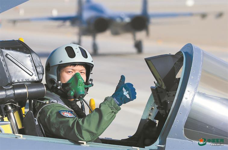 高飞远航 砺翅长空——空军西安飞行学院某旅实战化训练影像