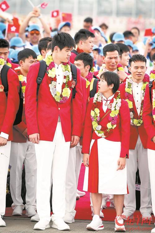 香江观澜:国家奥运健儿访港激发港人国民身份认同