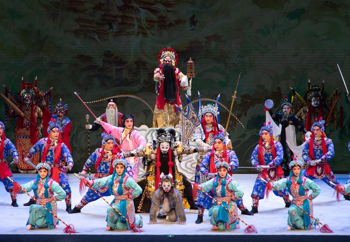 剧场上大戏、景区演新戏,优质剧目带动文旅融合“创新潮”丨奋力谱写中国式现代化四川新篇章